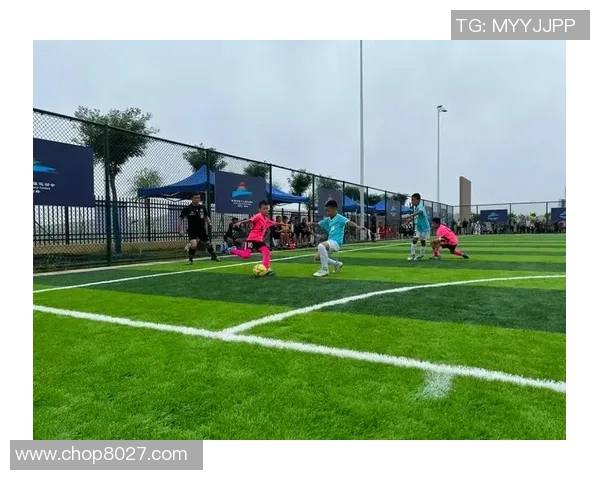 深圳足球队的节奏探秘:从青训到职业联赛的全景分析 深圳足球队的节奏探秘:从青训到职业联赛的全景分析